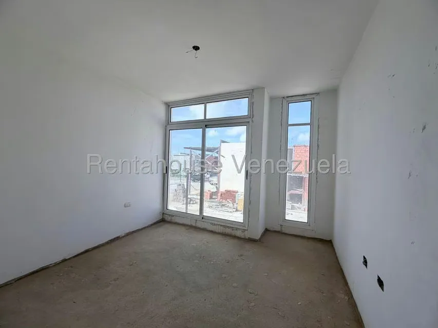 Townhouse (Duplex) en Venta en Puerta Maraven, Falcon - 16