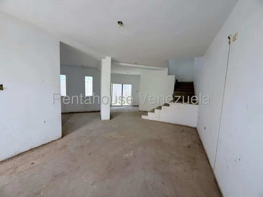 Townhouse (Duplex) en Venta en Puerta Maraven, Falcon - 3