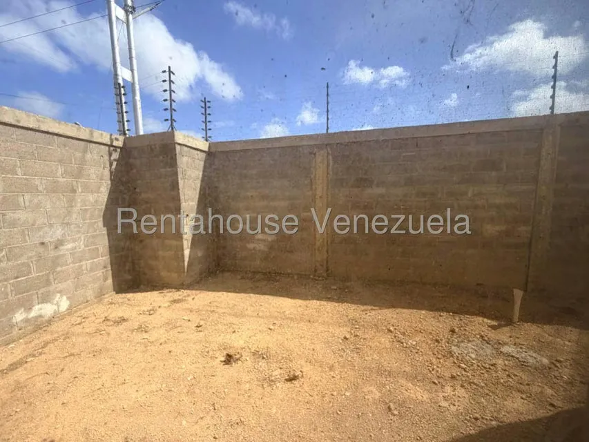 Townhouse (Duplex) en Venta en Puerta Maraven, Falcon - 21