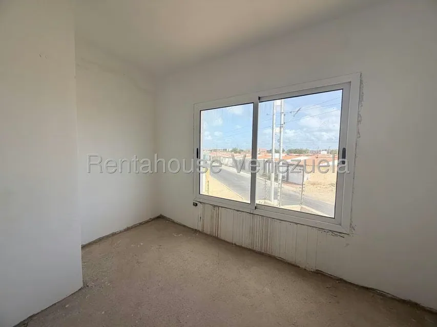 Townhouse (Duplex) en Venta en Puerta Maraven, Falcon - 10