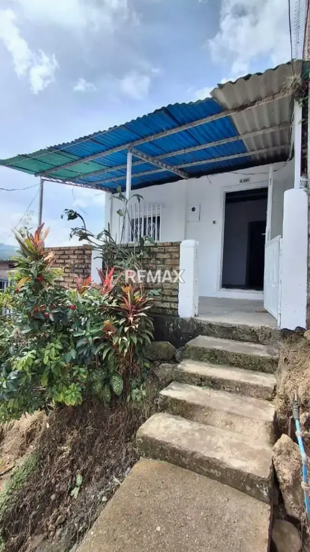 CASA EN VENTA EN MADRE JUANA