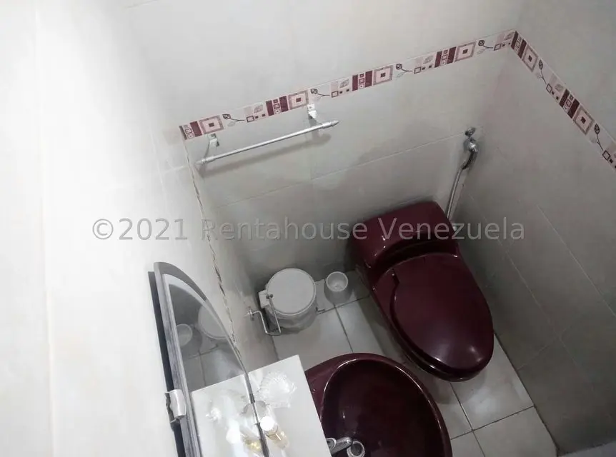 Casa (Duplex) en Venta en La Trinidad, Distrito Metropolitano - 21