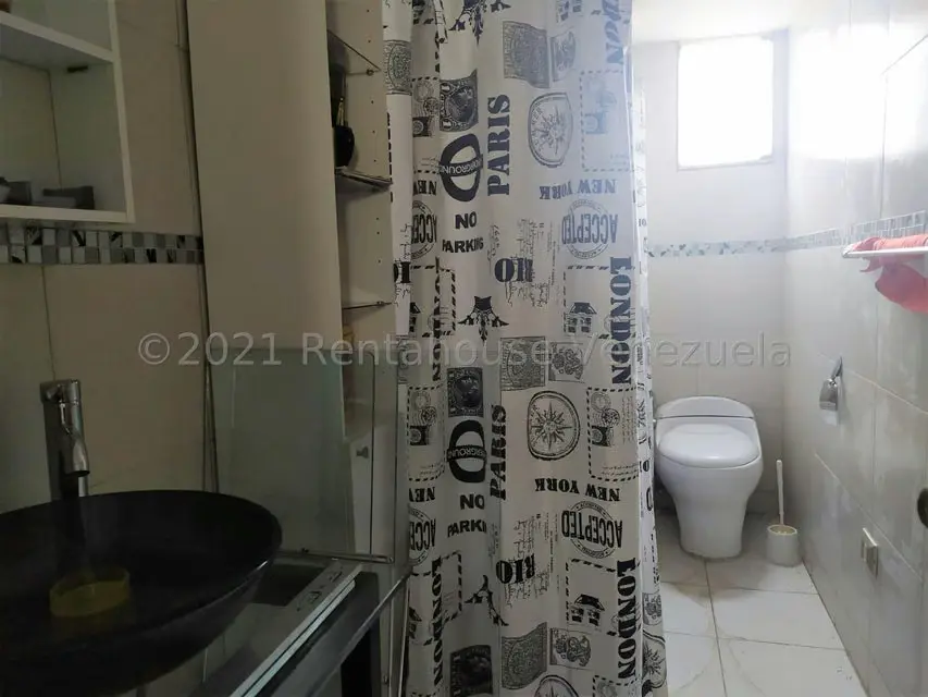 Casa (Duplex) en Venta en La Trinidad, Distrito Metropolitano - 22