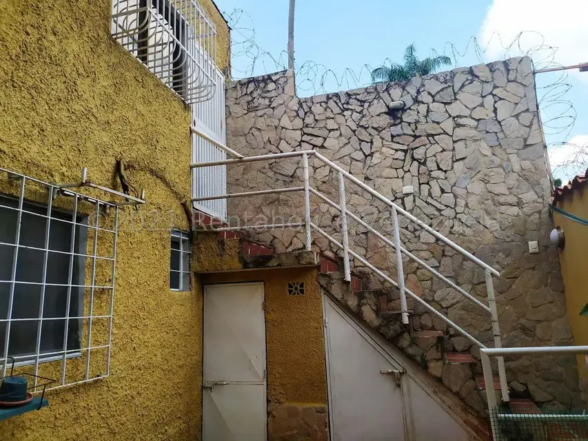 Casa (Duplex) en Venta en La Trinidad, Distrito Metropolitano - 24