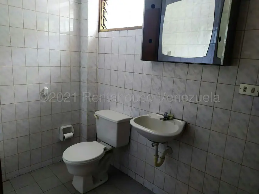 Casa (Duplex) en Venta en La Trinidad, Distrito Metropolitano - 38