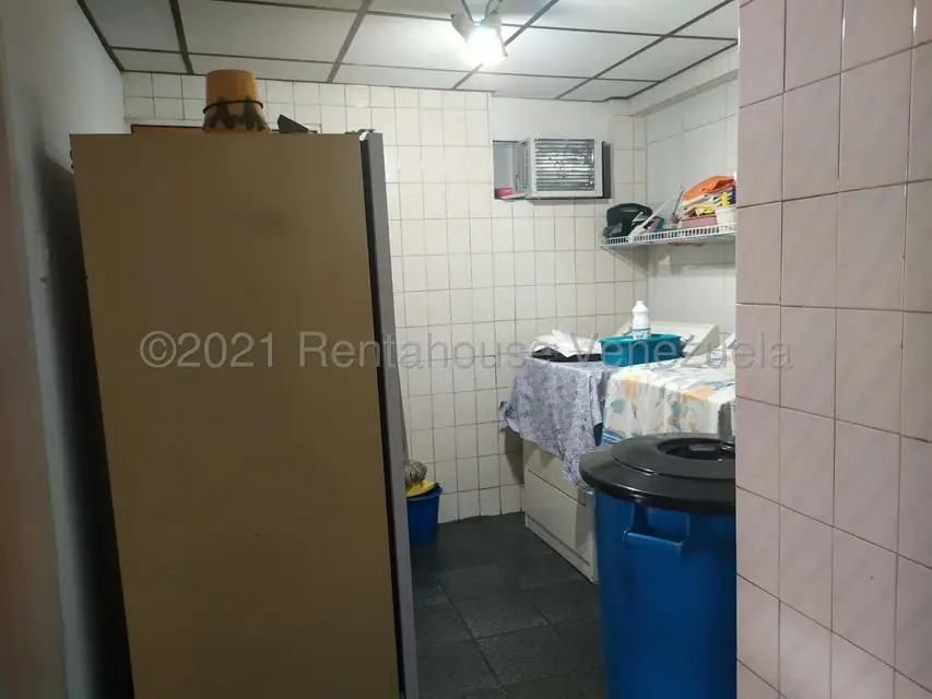 Casa (Duplex) en Venta en La Trinidad, Distrito Metropolitano - 42