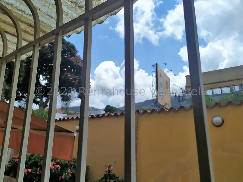 Casa (Duplex) en Venta en La Trinidad, Distrito Metropolitano - 46