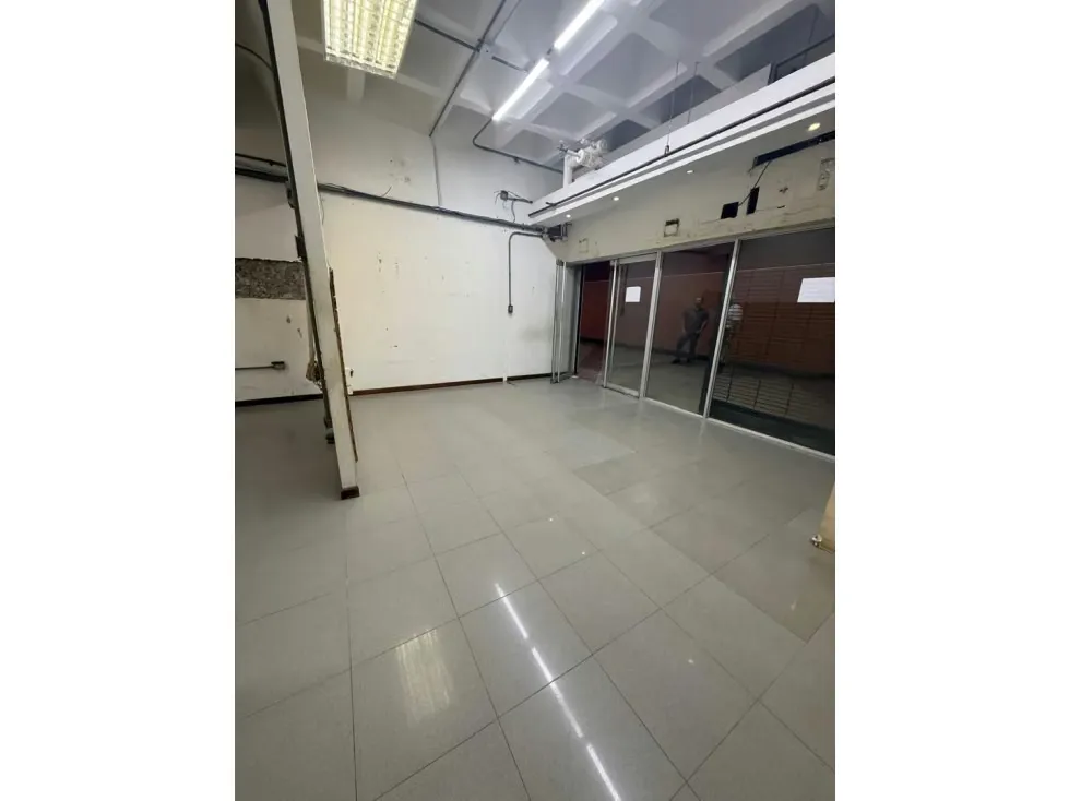 Local en venta o alquiler 53m², El Valle - 4