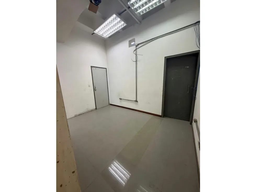 Local en venta o alquiler 53m², El Valle - 6