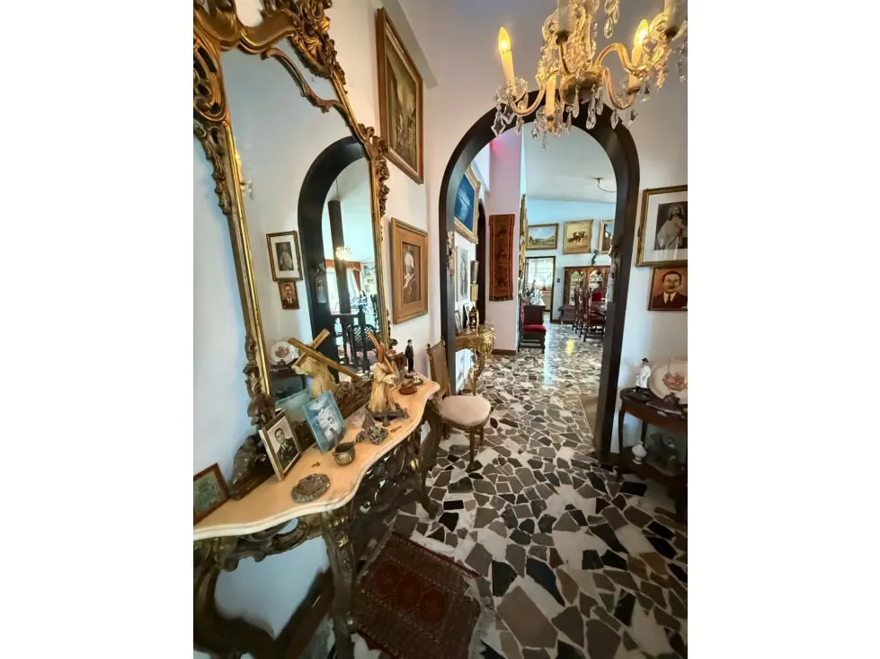Se vende casa 315m2 Prados del Este 4136