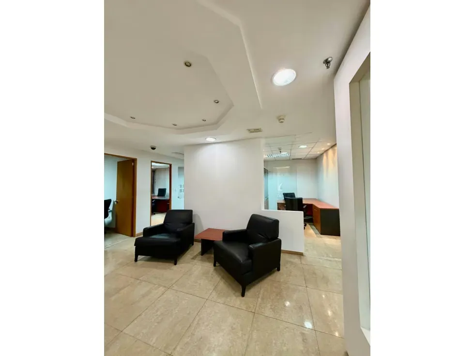 Se alquila oficina 368m2 Las Mercedes - 20