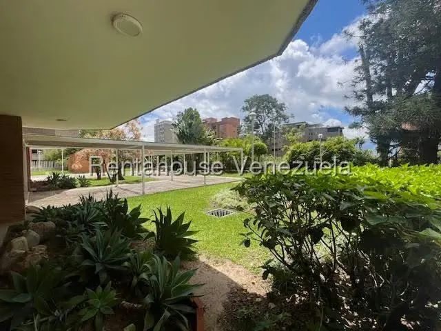 Apartamento (1 Nivel) en Venta en Los Naranjos del Cafetal, Distrito Metropolitano - 2