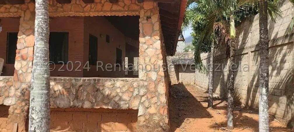 Casa (Multipes Niveles) en Venta en Paraguachi, Nueva Esparta - 4