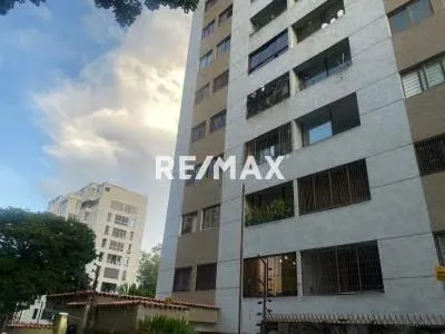APARTAMENTO EN VENTA LOS NARANJOS 78MTS