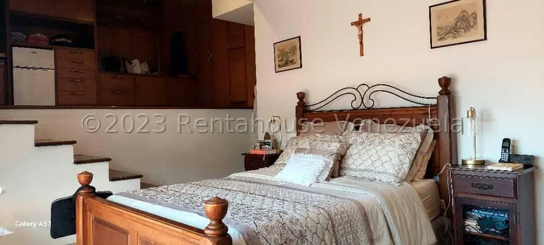 Apartamento (Duplex) en Venta en Miranda, Distrito Metropolitano - 2