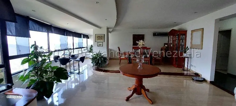 Apartamento (Duplex) en Venta en Miranda, Distrito Metropolitano - 33