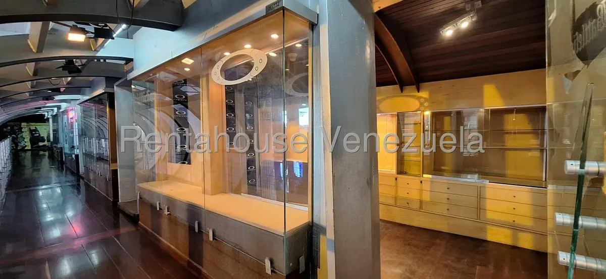 Local Comercial en Venta en La Castellana, Distrito Metropolitano - 8