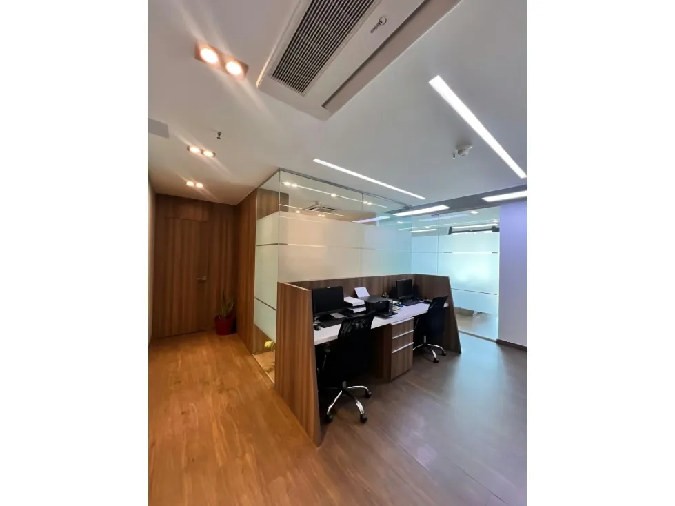 OFICINA COMERCIAL EN VENTA EN LAS MERCEDES - 6