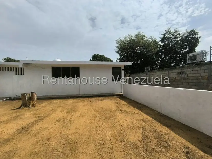 Casa (1 Nivel) en Alquiler en Sierra Maestra, Zulia