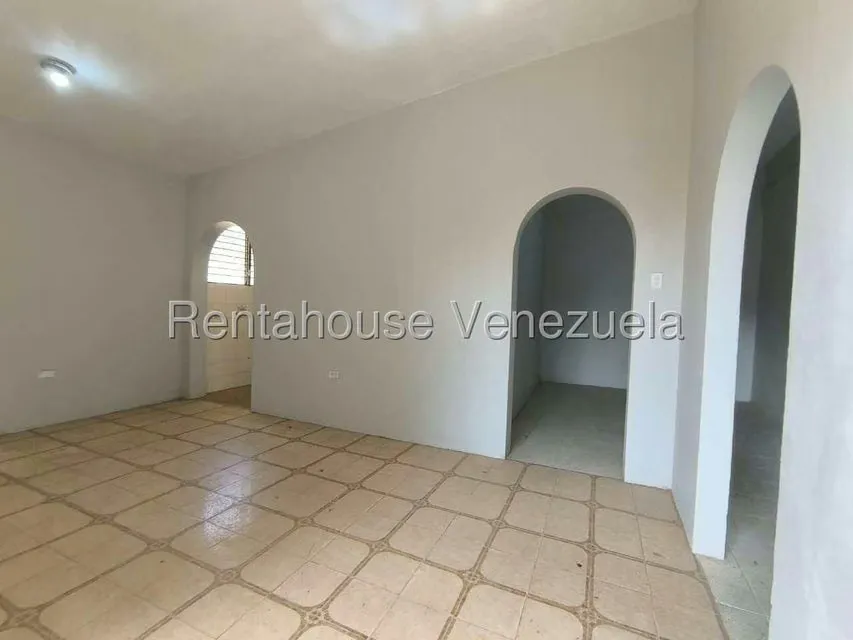 Casa (1 Nivel) en Alquiler en Sierra Maestra, Zulia - 14