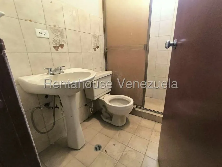 Casa (1 Nivel) en Alquiler en Sierra Maestra, Zulia - 20