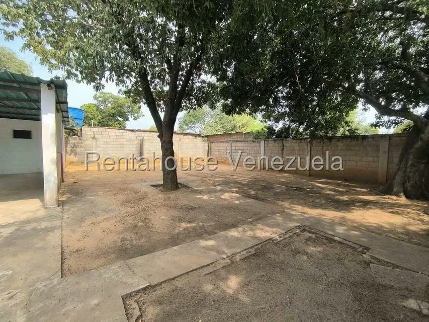 Casa (1 Nivel) en Alquiler en Sierra Maestra, Zulia - 33