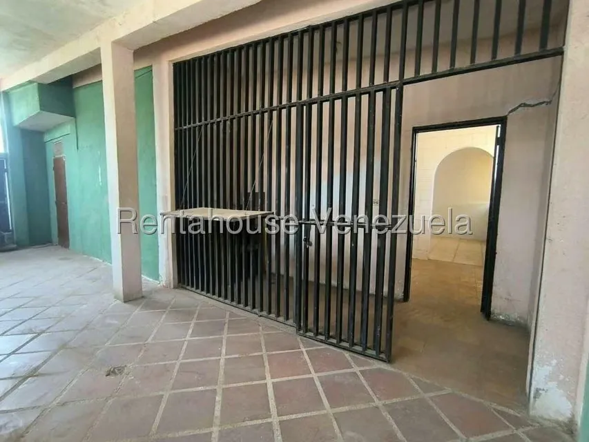 Casa (1 Nivel) en Alquiler en Sierra Maestra, Zulia - 9
