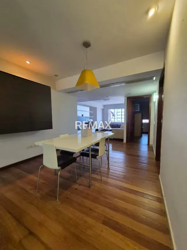 EN venta Apartamento Edificio Montecelo Sector Bellas Artes - 5