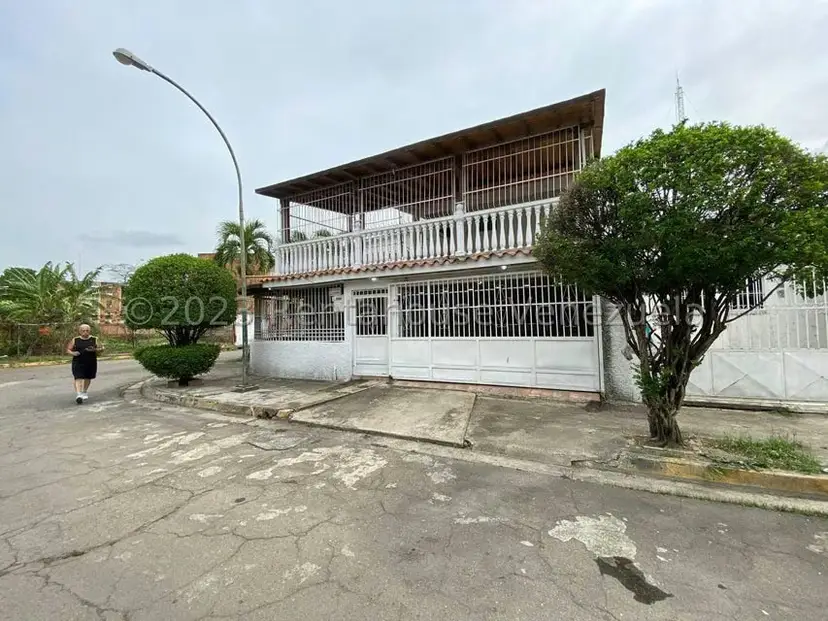 Casa (Duplex) en Venta en La Fuente, Aragua