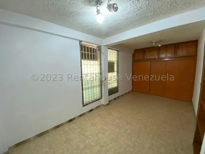 Casa (Duplex) en Venta en La Fuente, Aragua - 18
