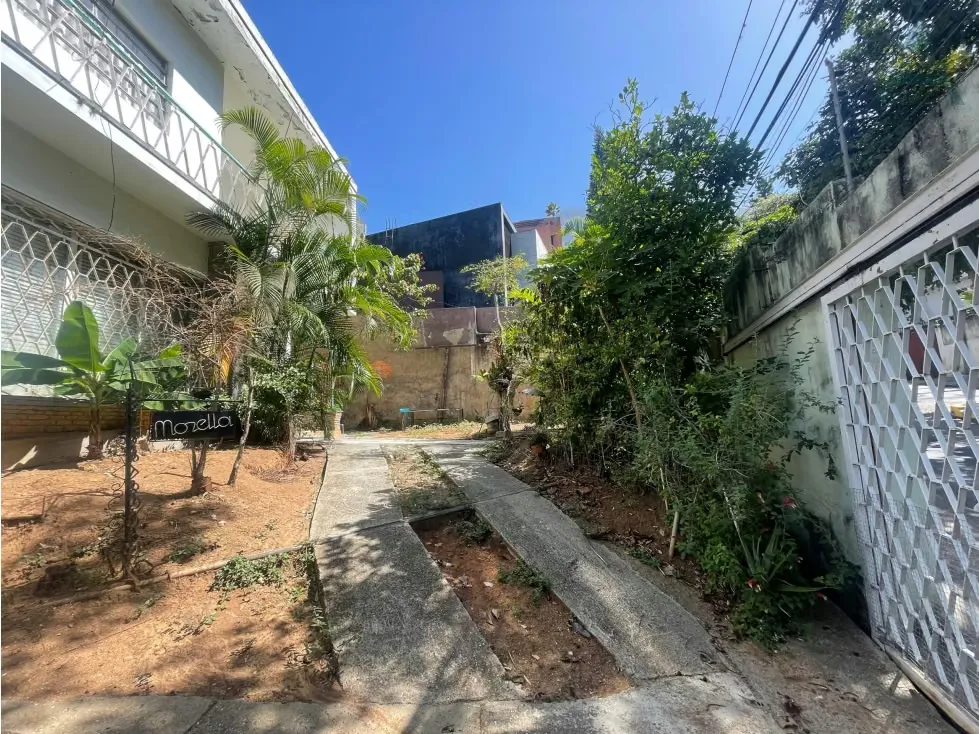 Se vende/alquila casa 350m² 3h/ 3b/ 3e Los Palos Grandes - 4