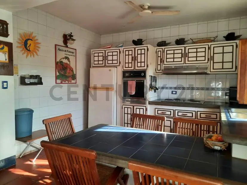 CASA VACACIONAL EQUIPADA EN CHICHIRIVICHE FALCON
