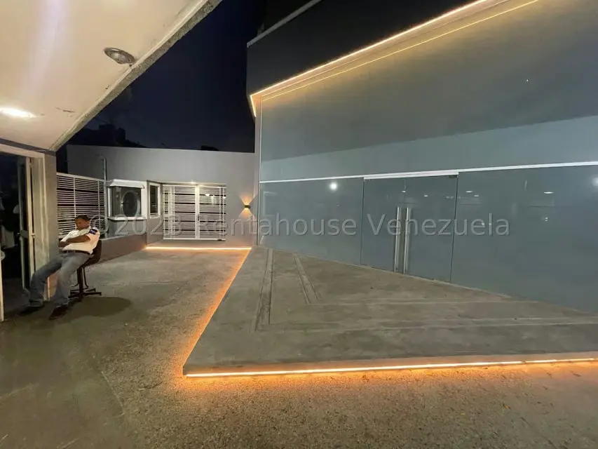 Local Comercial en Venta en Los Dos Caminos, Distrito Metropolitano - 8