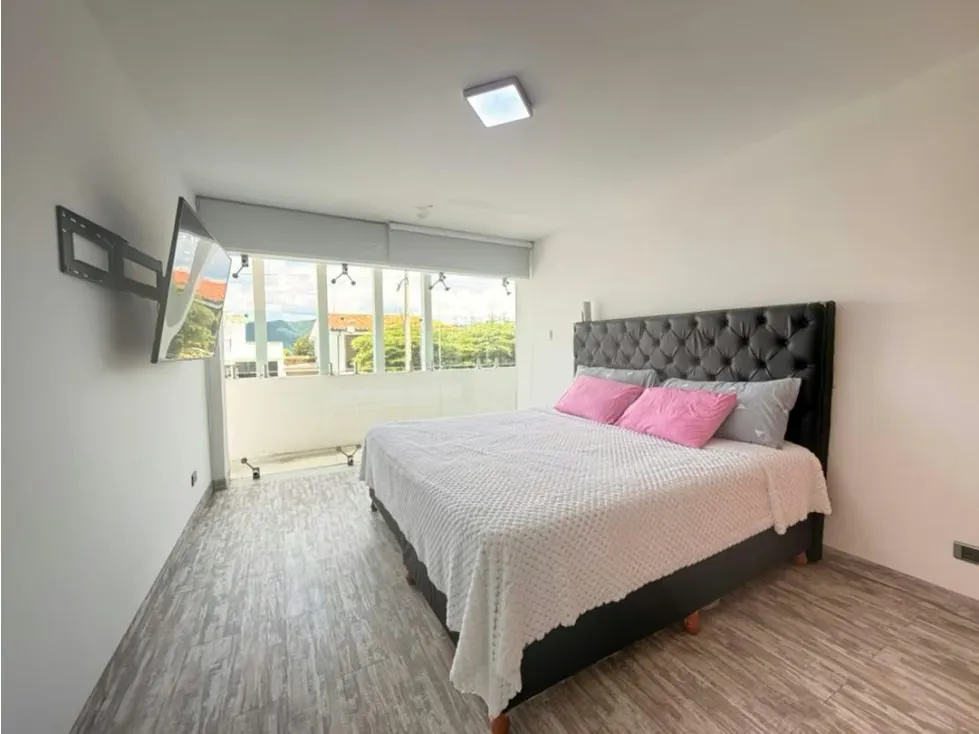 Se vende casa 352m² 4h+s/4b+s/2p Vista Alegre - 9