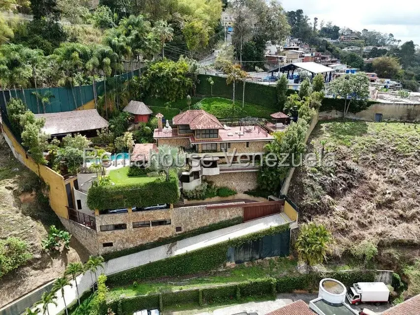 Casa (Multipes Niveles) en Venta en Alto Hatillo, Distrito Metropolitano