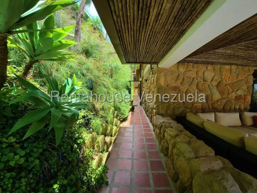 Casa (Multipes Niveles) en Venta en Alto Hatillo, Distrito Metropolitano - 102