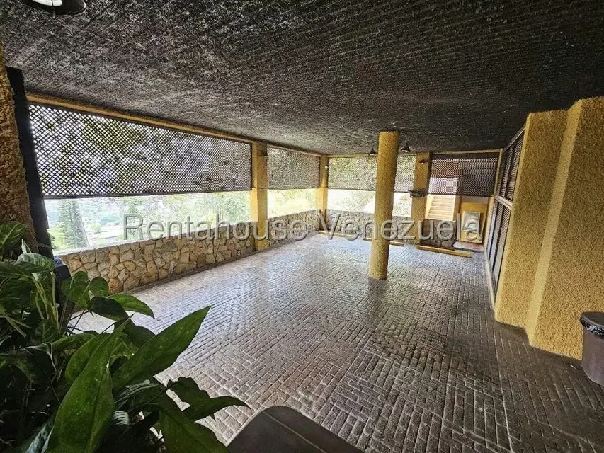 Casa (Multipes Niveles) en Venta en Alto Hatillo, Distrito Metropolitano - 104
