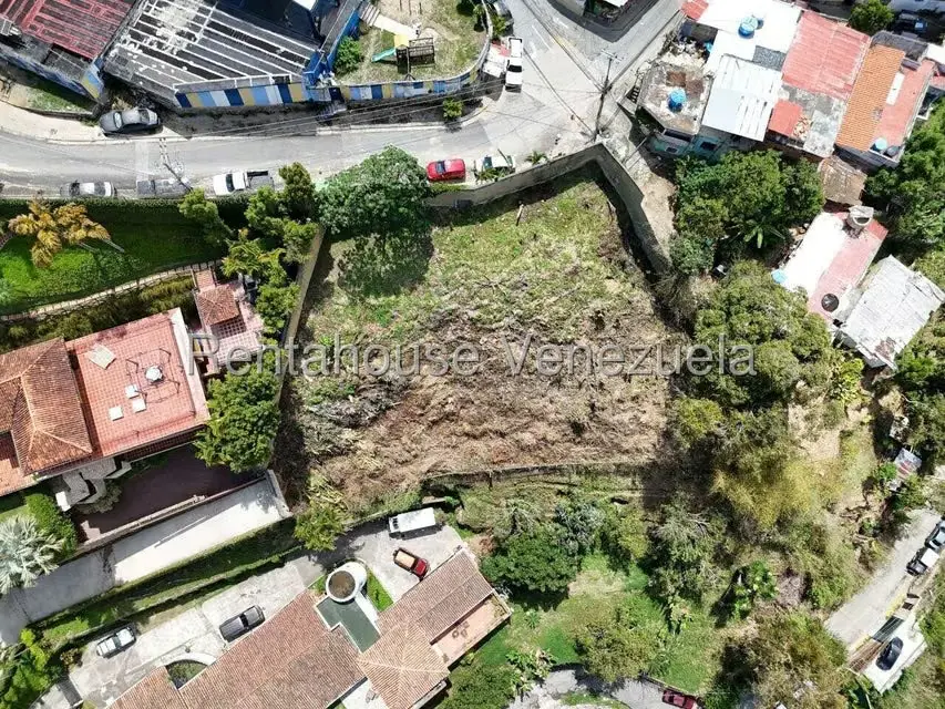 Casa (Multipes Niveles) en Venta en Alto Hatillo, Distrito Metropolitano - 125