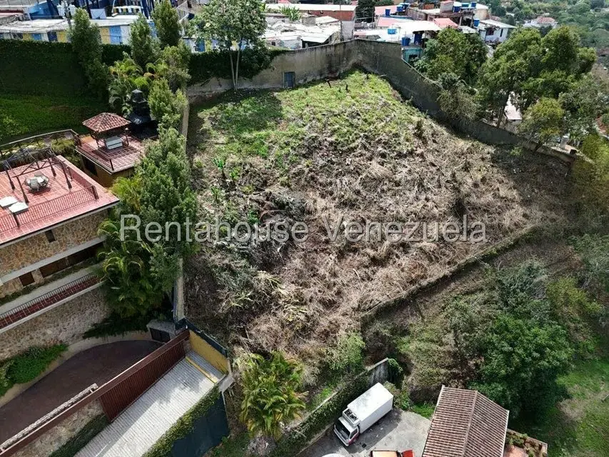Casa (Multipes Niveles) en Venta en Alto Hatillo, Distrito Metropolitano - 129