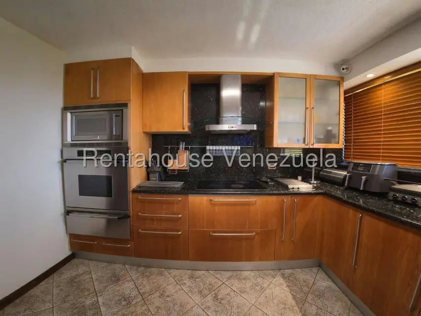 Casa (Multipes Niveles) en Venta en Alto Hatillo, Distrito Metropolitano - 26