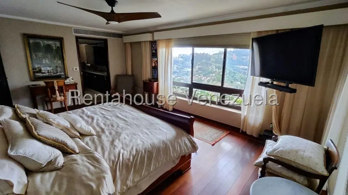 Casa (Multipes Niveles) en Venta en Alto Hatillo, Distrito Metropolitano - 31