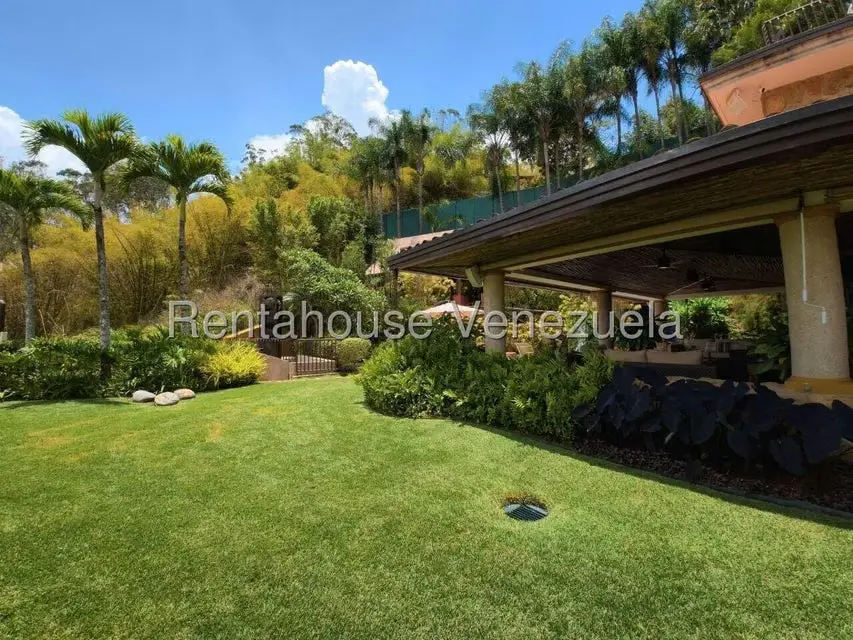 Casa (Multipes Niveles) en Venta en Alto Hatillo, Distrito Metropolitano - 53