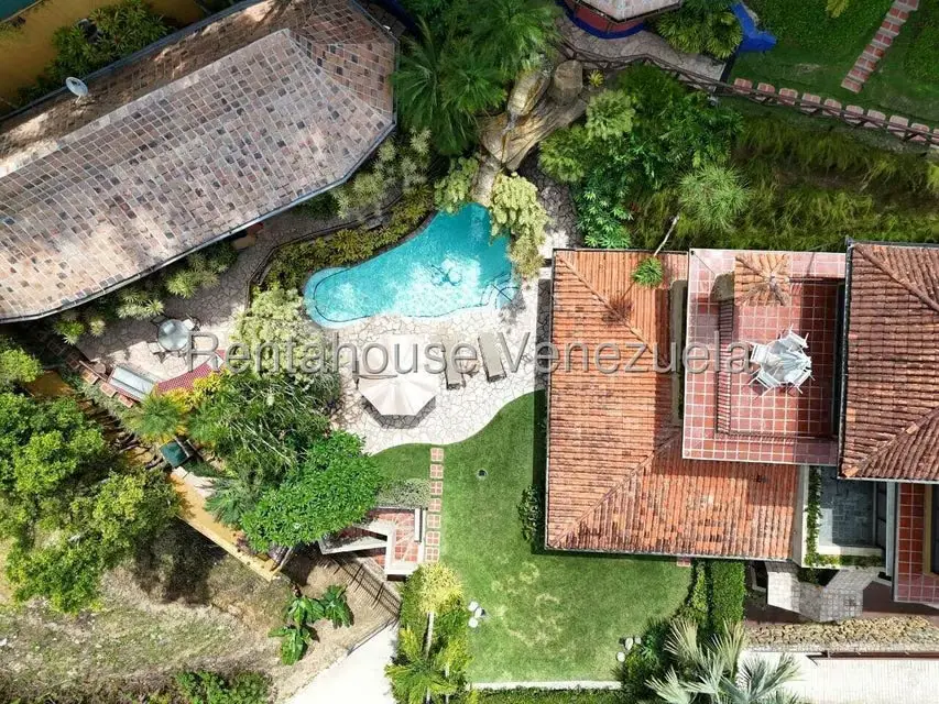 Casa (Multipes Niveles) en Venta en Alto Hatillo, Distrito Metropolitano - 55