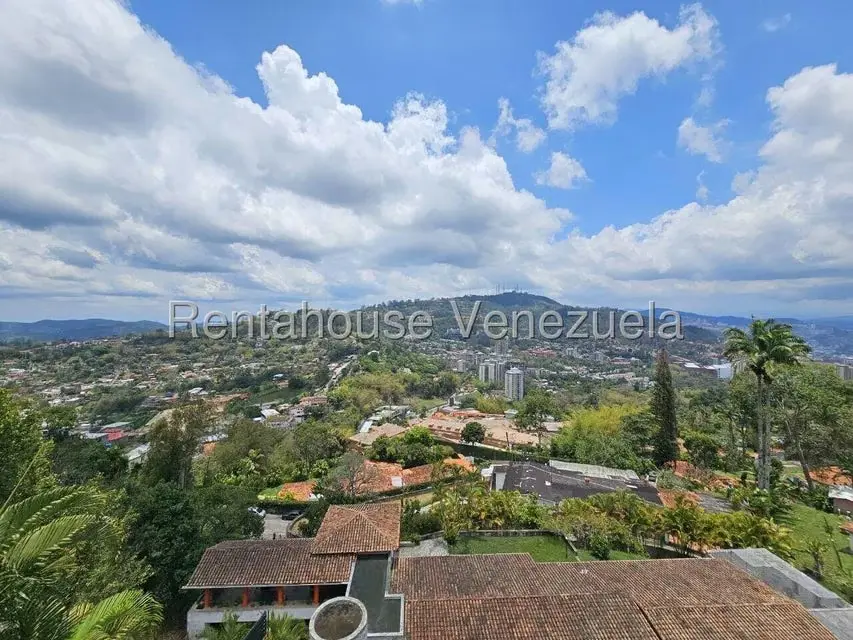 Casa (Multipes Niveles) en Venta en Alto Hatillo, Distrito Metropolitano - 85