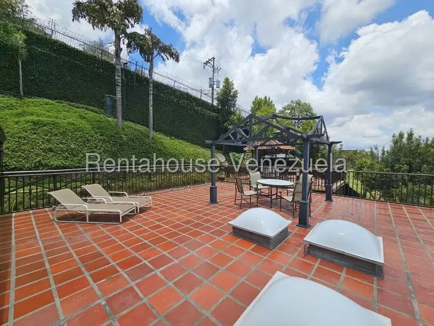 Casa (Multipes Niveles) en Venta en Alto Hatillo, Distrito Metropolitano - 87