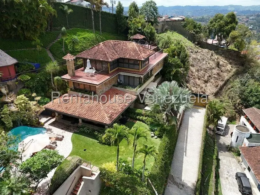 Casa (Multipes Niveles) en Venta en Alto Hatillo, Distrito Metropolitano - 91