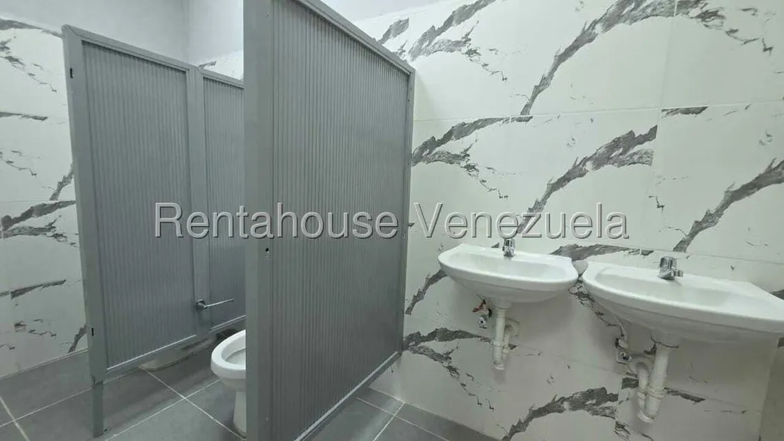Local Comercial en Alquiler en Centro, Lara - 9