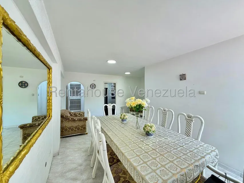 Apartamento (1 Nivel) en Venta en La Urbina, Distrito Metropolitano - 5