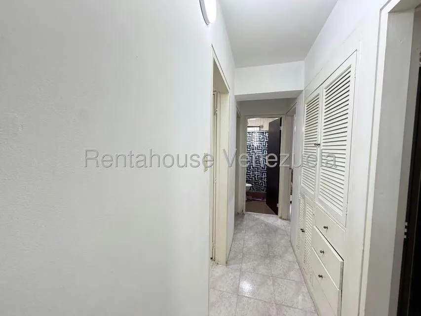 Apartamento (1 Nivel) en Venta en La Urbina, Distrito Metropolitano - 8