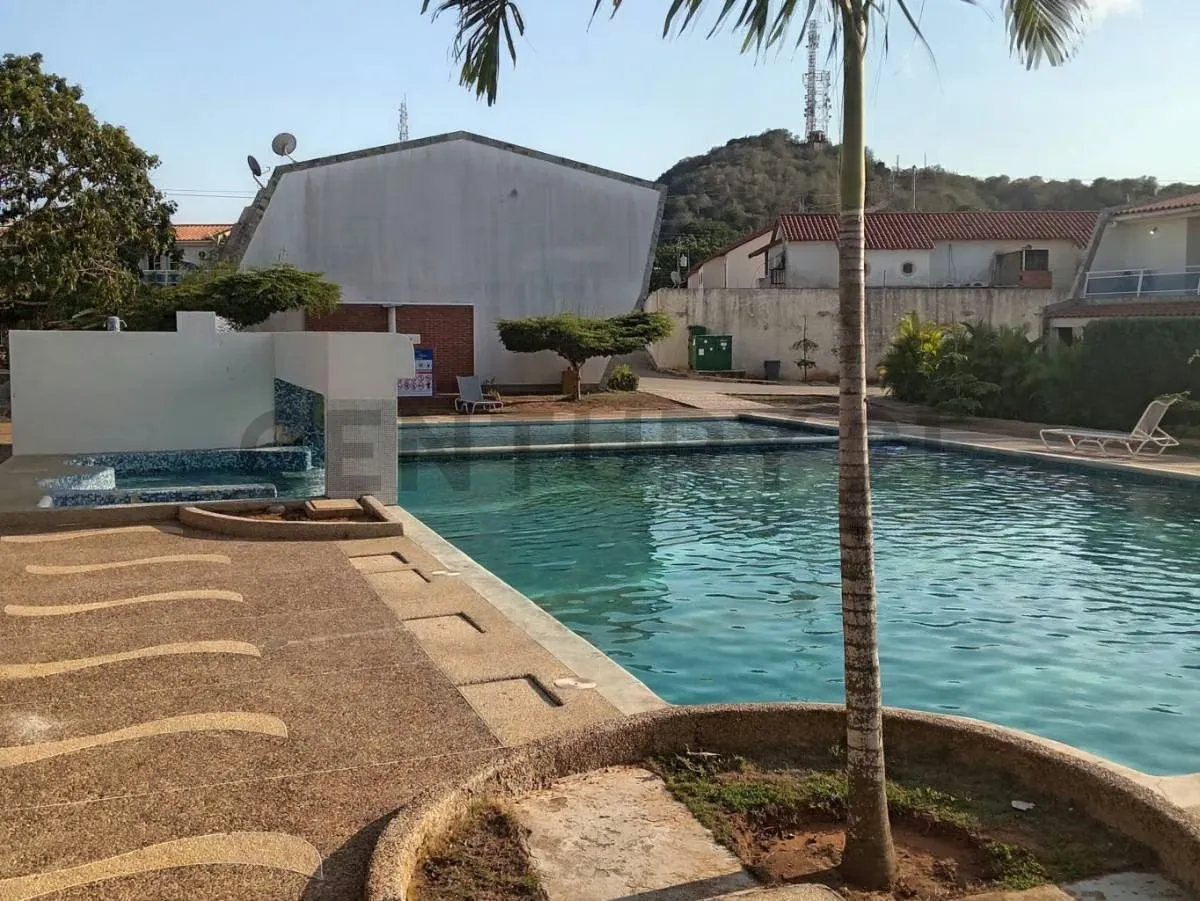 TOWN HOUSE EN BRISAS DE SAN MIGUEL, MUNICIPIO MANEIRO, ISLA DE MARGARITA - 25